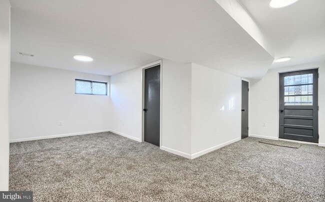 Building Photo - 4504 Scotts Level Ct