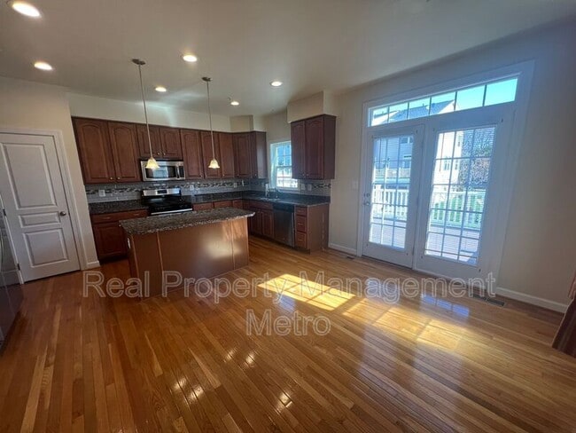 Building Photo - 10519 Old Ellicott Cir