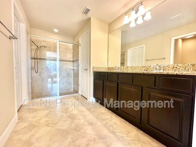 Building Photo - 12244 Pescara Ln