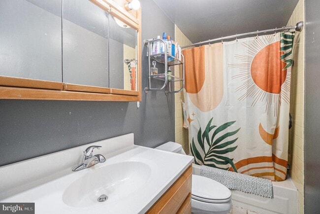 Building Photo - 7710 Queen St