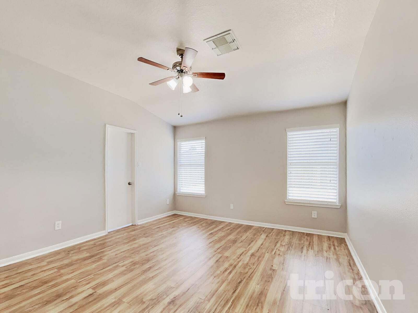 Building Photo - 2422 Spring Lily Ct