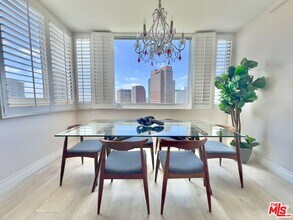 Building Photo - 969 Hilgard Ave