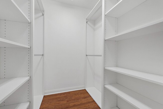 Building Photo - 9083 SE Hawks Nest Ct