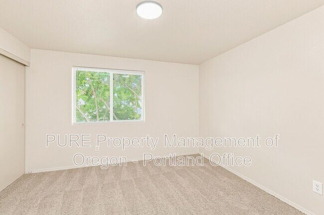 Building Photo - 2619 SE 125th Ave