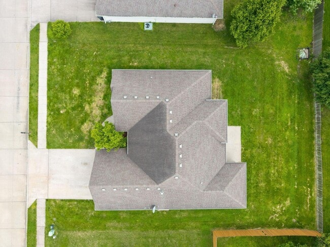 Building Photo - 3002 Ballard Mill Dr