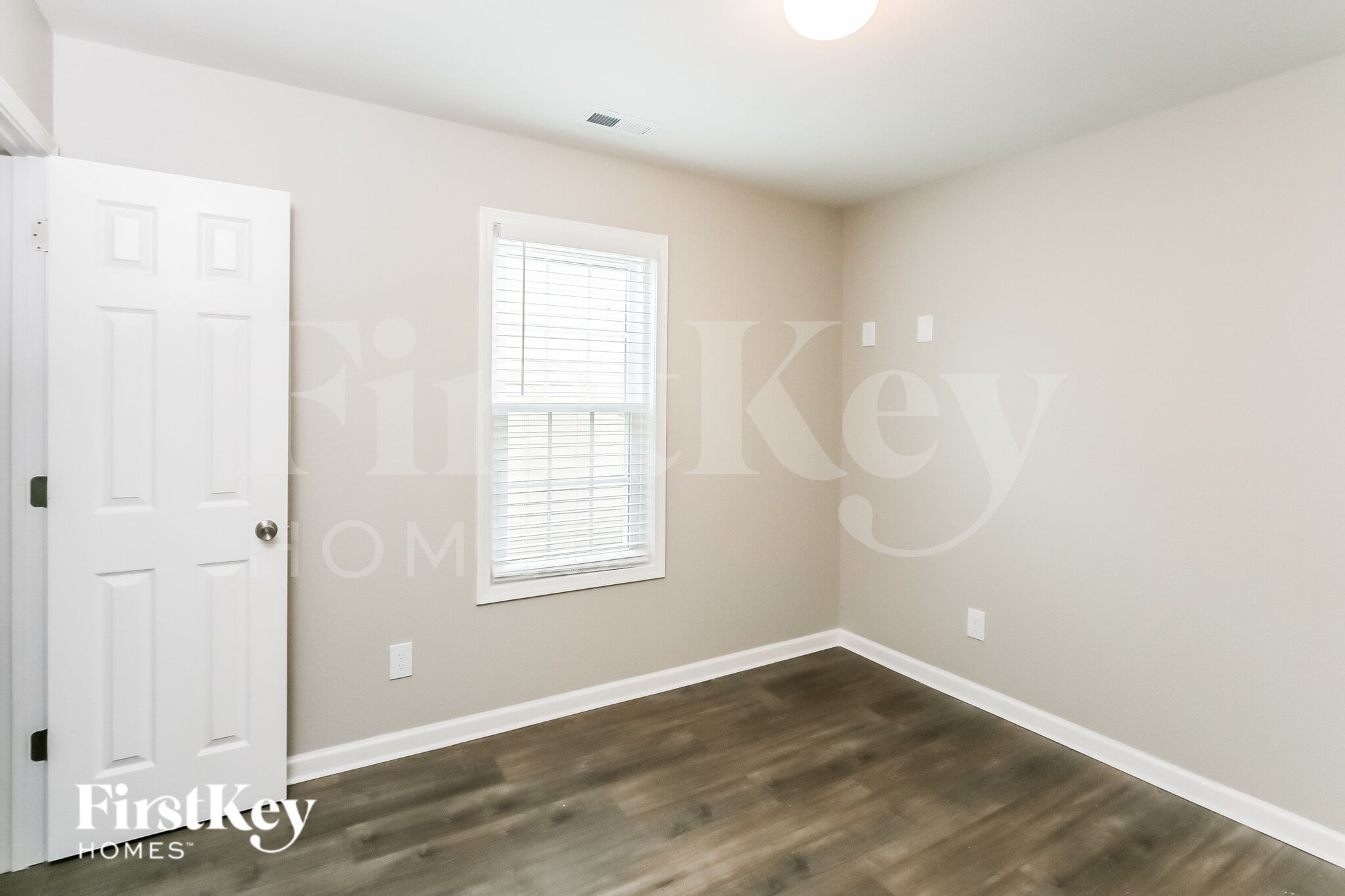 Building Photo - 10234 Orchard Grass Ct