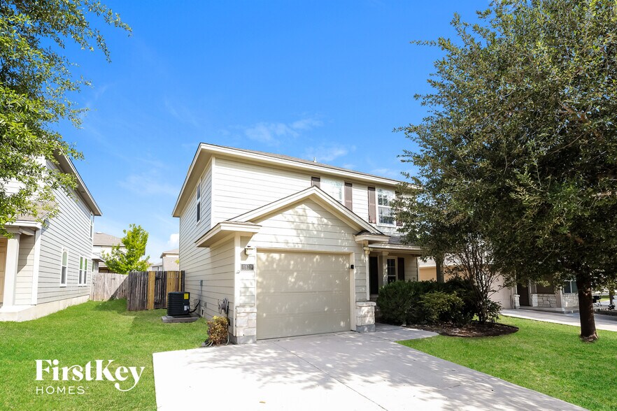 Building Photo - 1811 Buescher Path