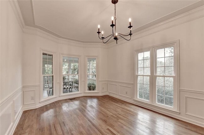 Building Photo - 2611 Briers N Dr