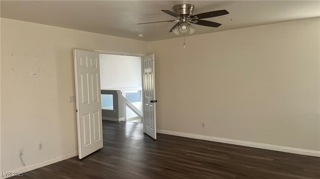 Building Photo - 537 Fiddlehead Ave