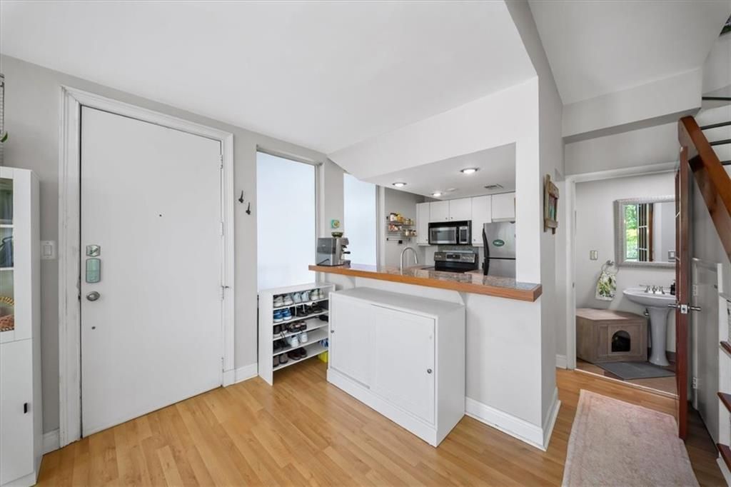 Building Photo - 287 14th St NW