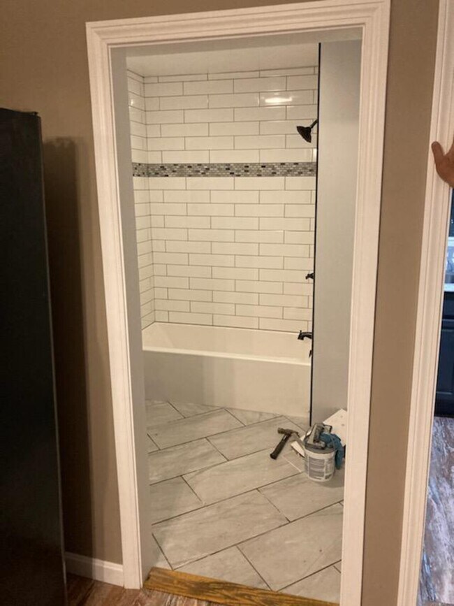 Building Photo - 127 Brown St. unit 1