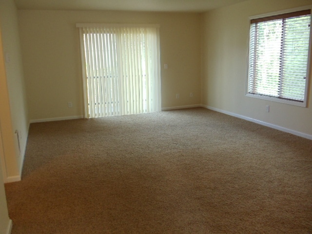 Building Photo - 5979 SE Harmony Rd