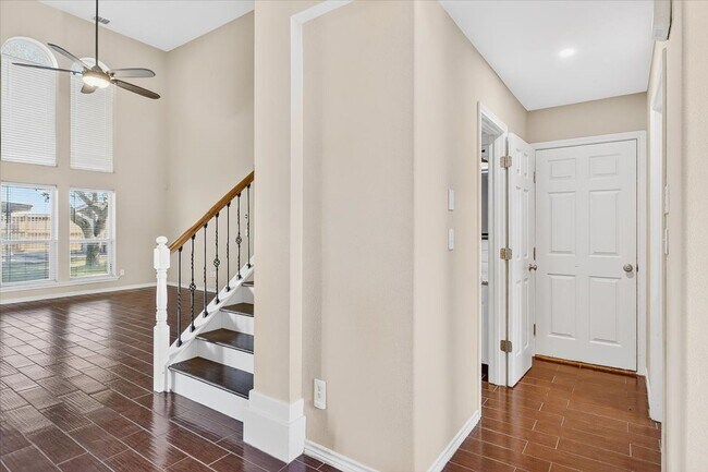 Building Photo - 7502 Fred's Folly Dr