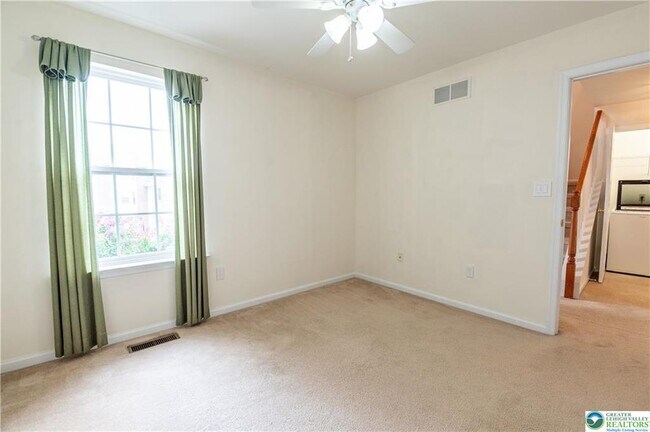 Building Photo - 5811 Fresh Meadow Dr