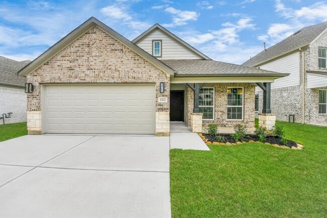 Building Photo - 12022 Maple Oak Dr