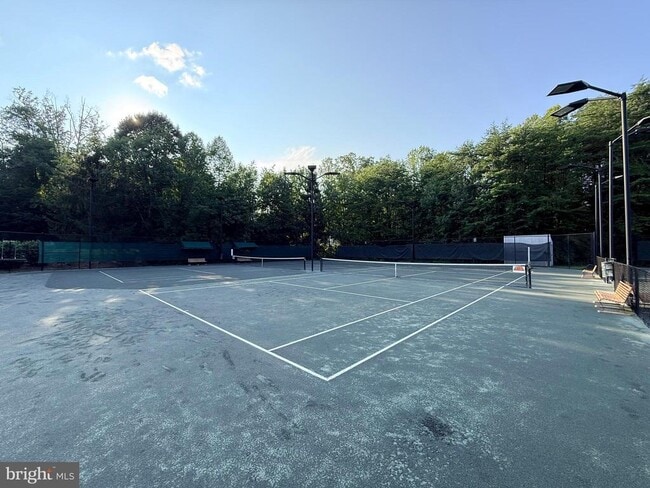Building Photo - 1300 Windleaf Dr