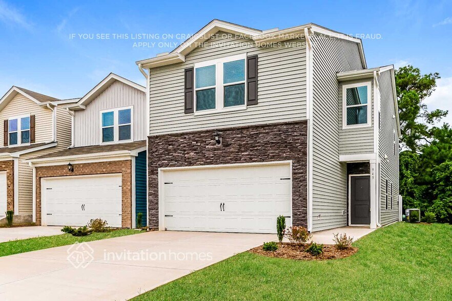 Building Photo - 945 Greenville Wy