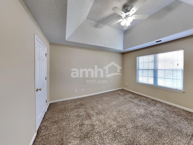 Building Photo - 4476 High Gate Ct NW