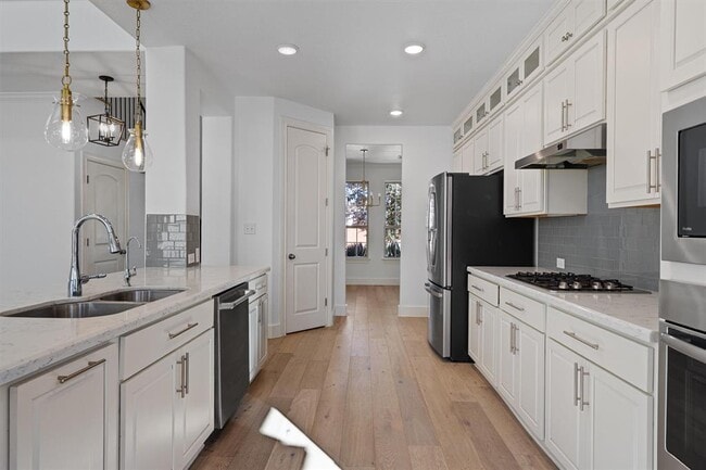 Building Photo - 5049 Veranda Ter