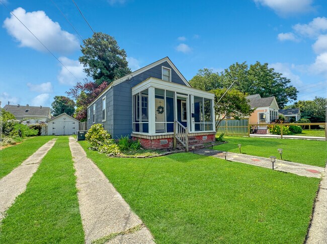 Building Photo - 241 Sandpiper Dr