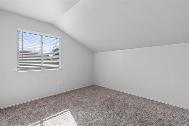 Building Photo - 14813 Falling Stone Ln