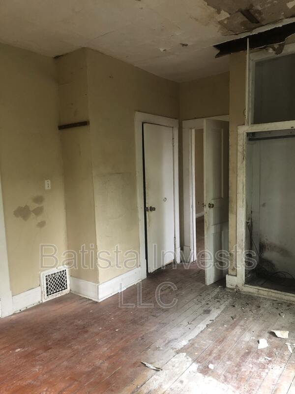 Building Photo - 821 E McCarty St