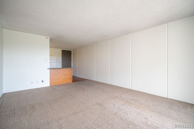 Building Photo - 95-2043 Waikalani Pl #A407