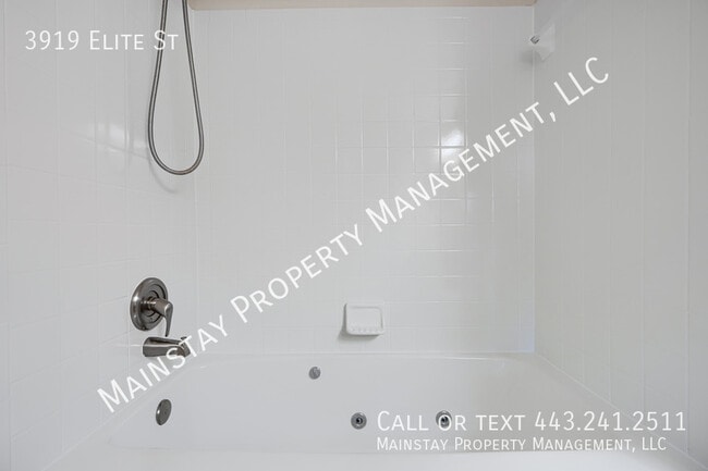 Building Photo - 3919 Elite St