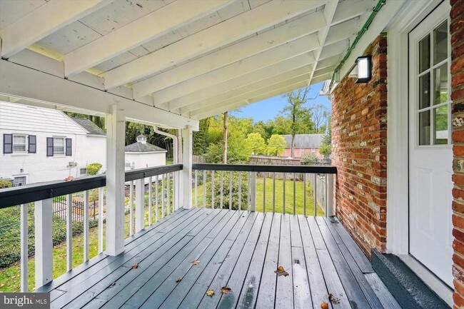 Building Photo - 2226 Westwood Pl