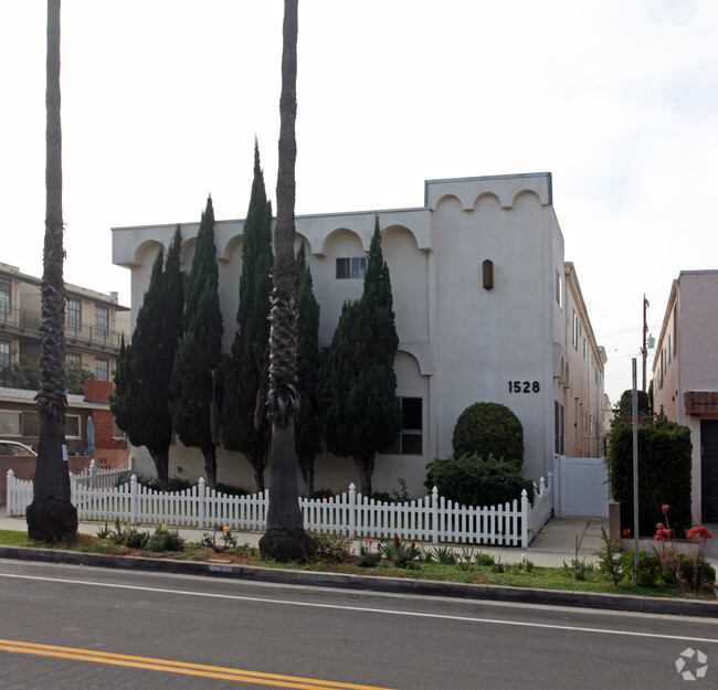 Building Photo - 12TH ST., 1528