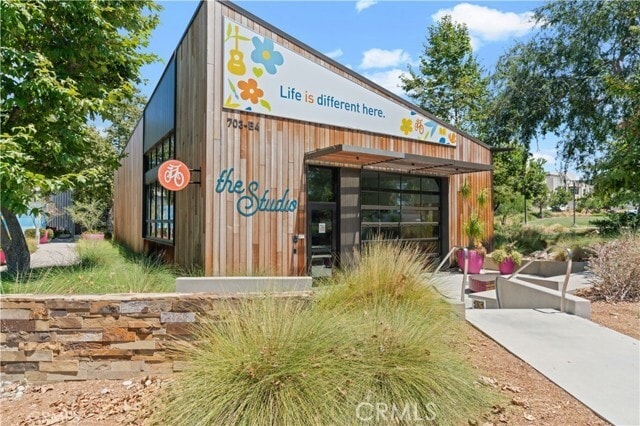 Building Photo - 542 Cultivate