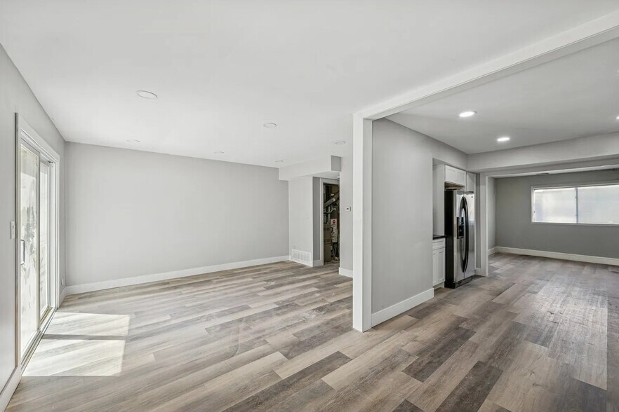 Building Photo - 1130 Sandpiper Ct