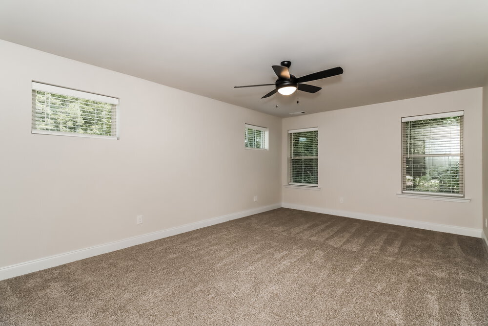 Building Photo - 340 Cantrell Dr