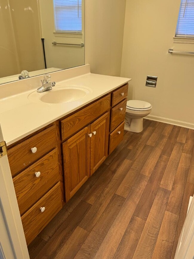 Building Photo - 223 Hidden Acres