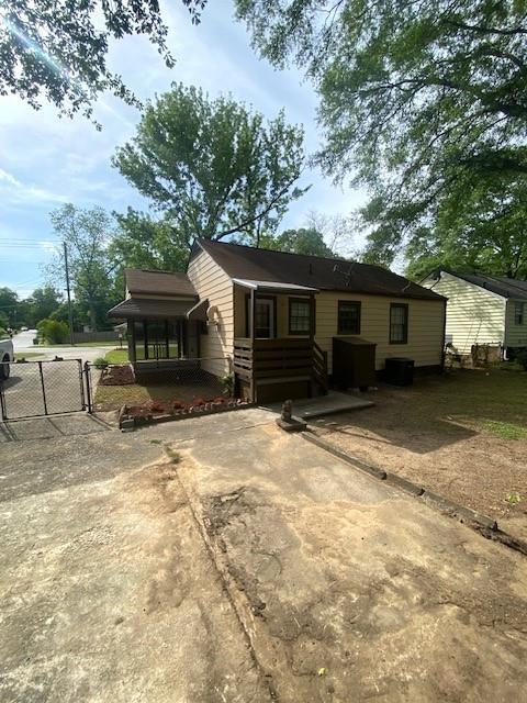 Building Photo - 5128 Phillips Dr
