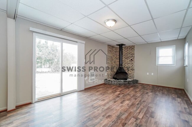 Building Photo - 3892 Beechton Rd