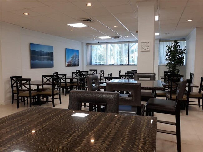 Building Photo - 1401 S Ocean Blvd