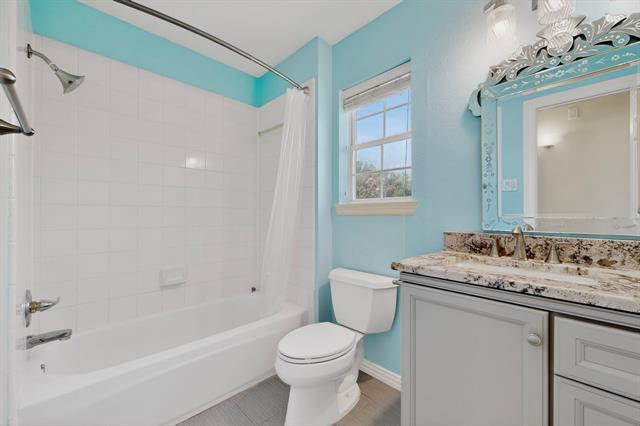 Building Photo - 1713 Water Lily Dr