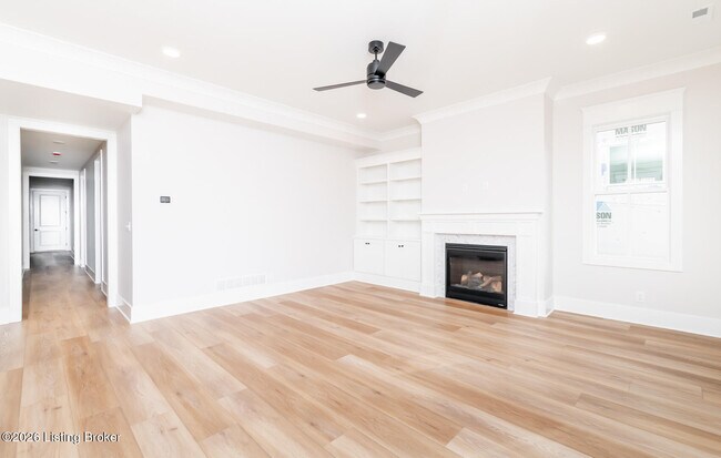 Building Photo - 6100 Passionflower Dr