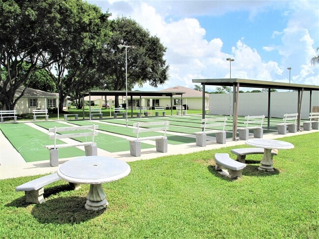 Building Photo - 14500 Canalview Dr