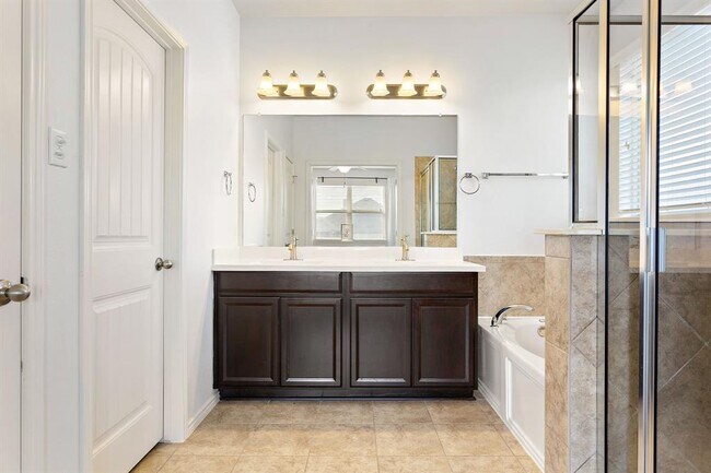 Building Photo - 448 Drystone Trail