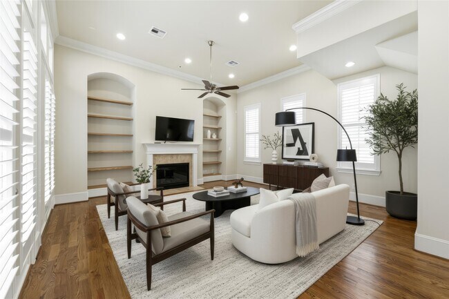 Primary Photo - 2508 Sherwin St