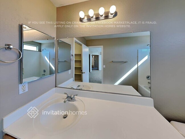 Building Photo - 12317 W Corrine Dr