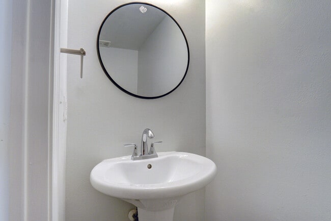 Building Photo - 941 Kokomo Key Ln