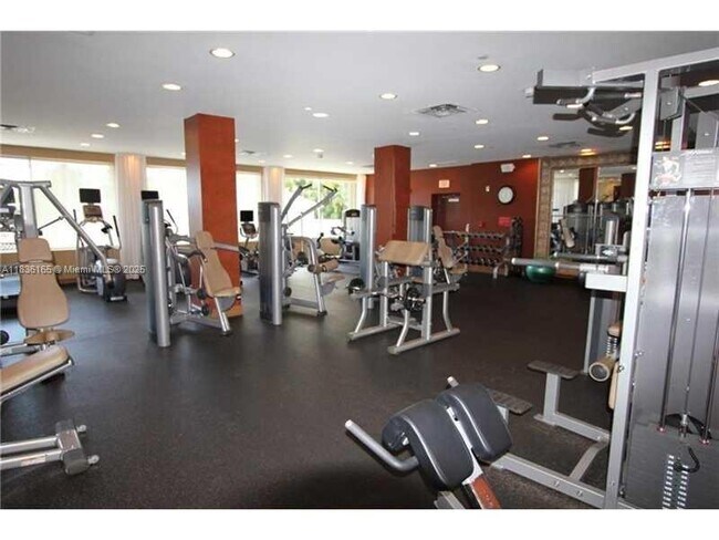 Building Photo - 2451 Brickell Ave