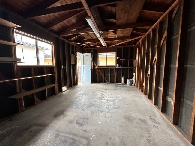 Building Photo - 153 Monterey Ave