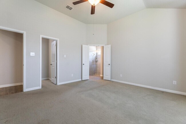 Building Photo - 7703 Kings Spring