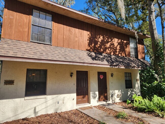 Building Photo - 1559 Hammock Dr