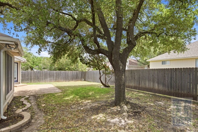 Building Photo - 8507 Jilbur Dr