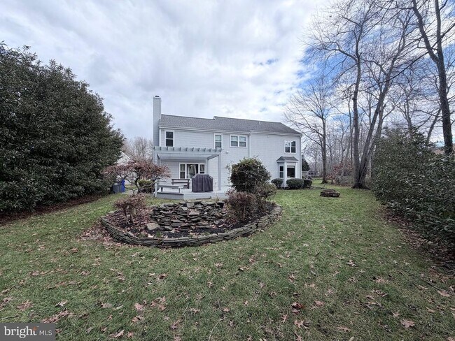 Building Photo - 6610 Cottontail Ct